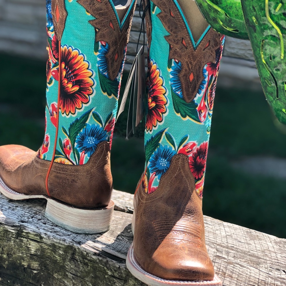 Ariat Women’s Western Boots Size 8